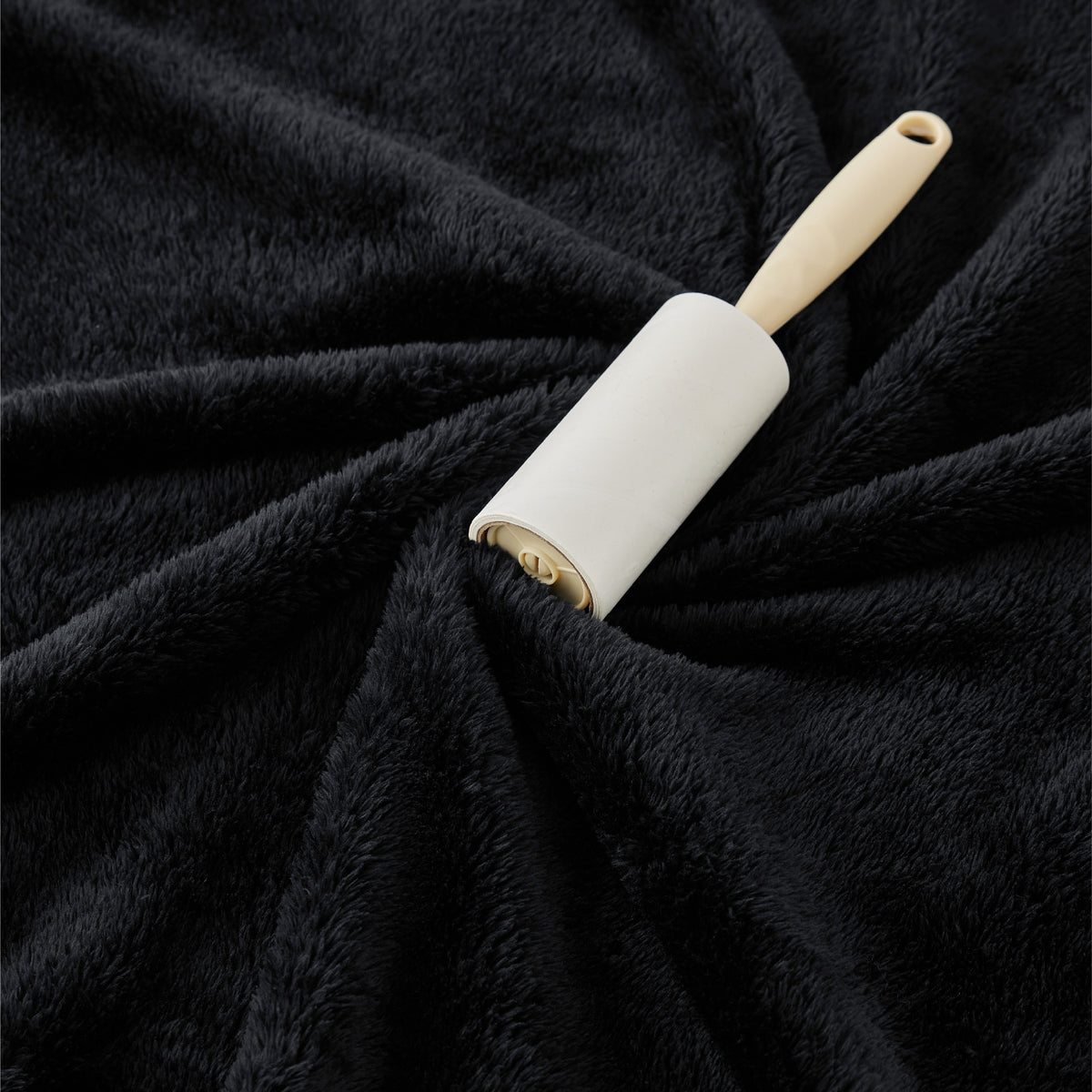 Shed-Resistant & Anti-Static Blanket