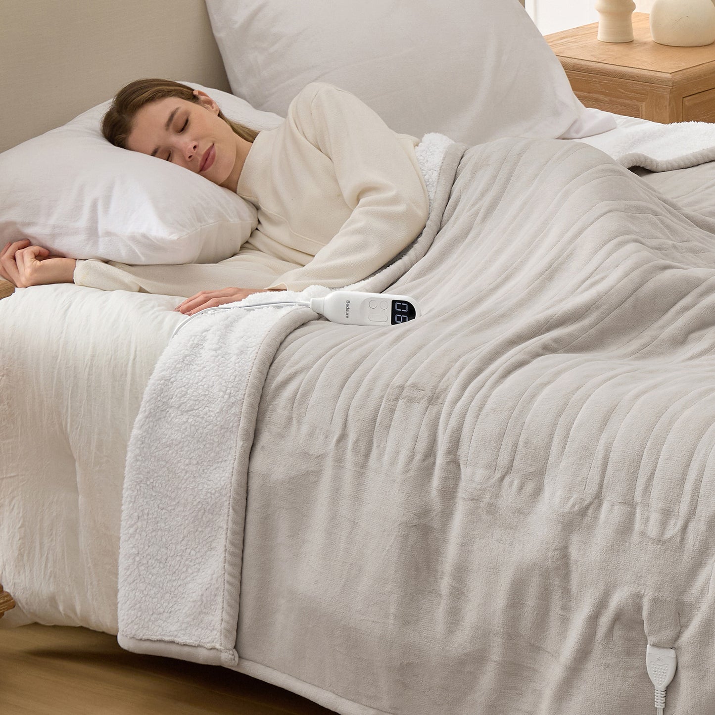 Solid Flannel Heated Blanket