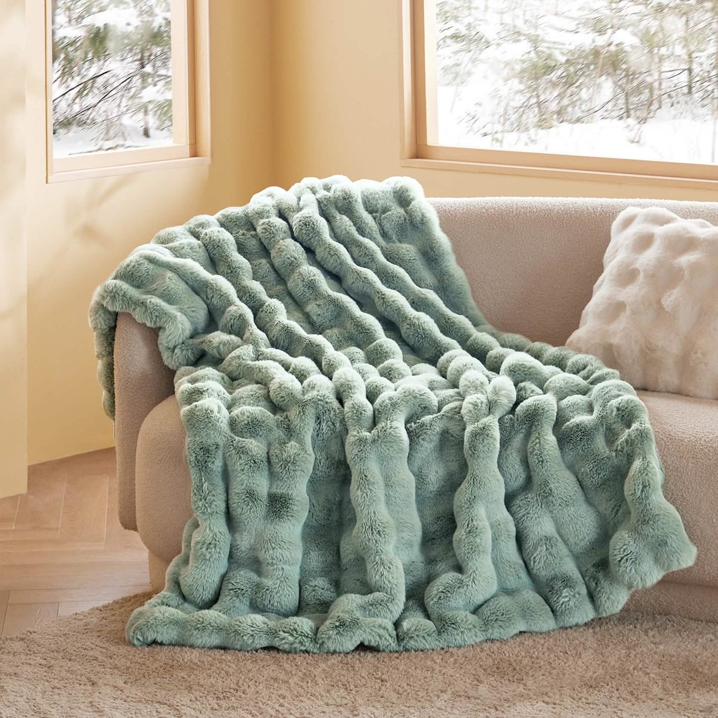 Bubble Faux Fur Blanket