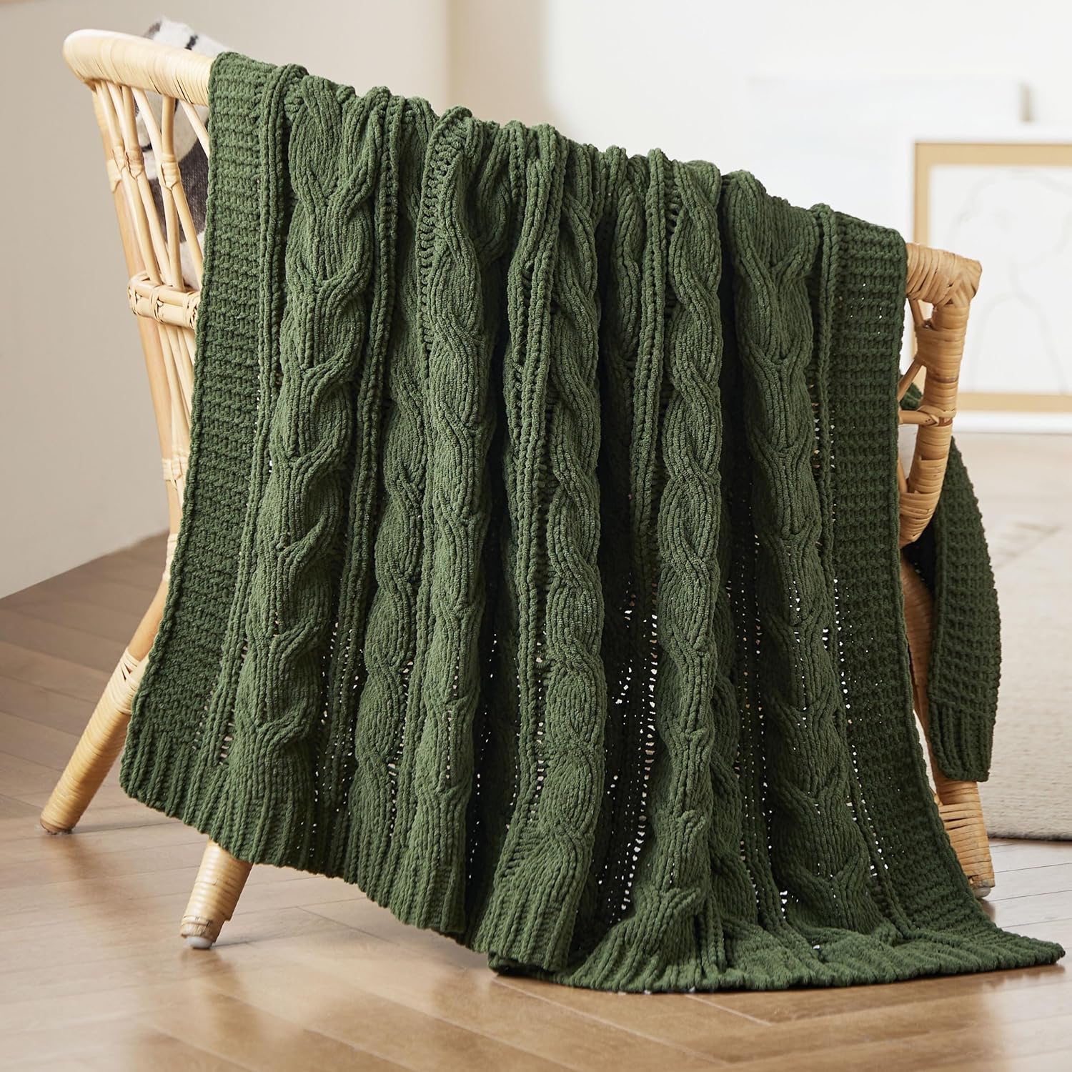 Cable Chenille Chunky Knit Throw Blanket