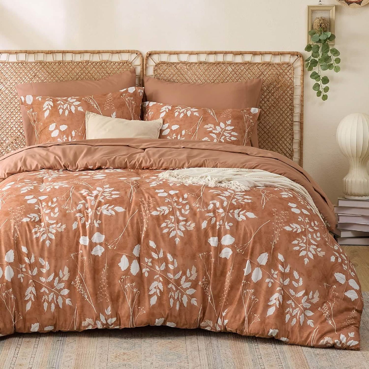 Elegant Floral Comforter Sets