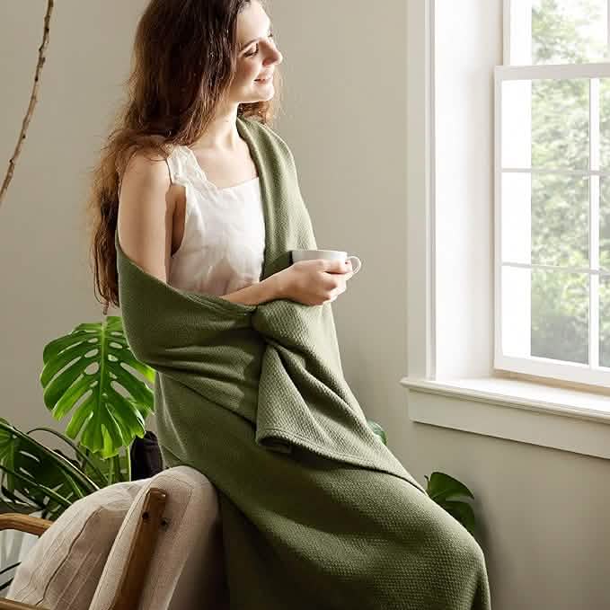 100% Cotton Herringbone Woven Blanket