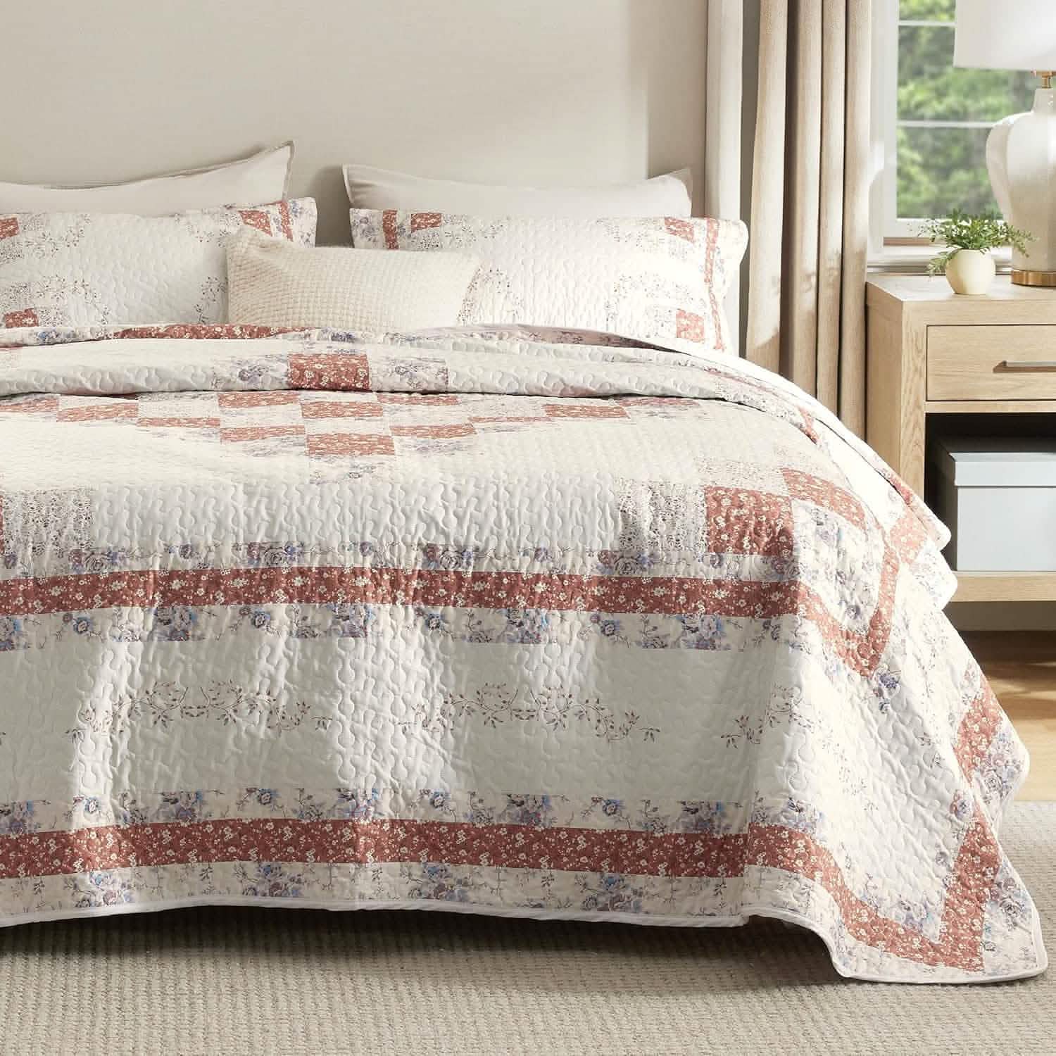 Cotton Patterned Quilt Set