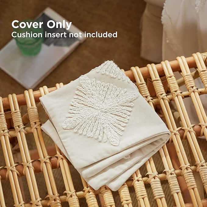GentleSoft™ Circle Tufted Boho Pillow Cover Leaves