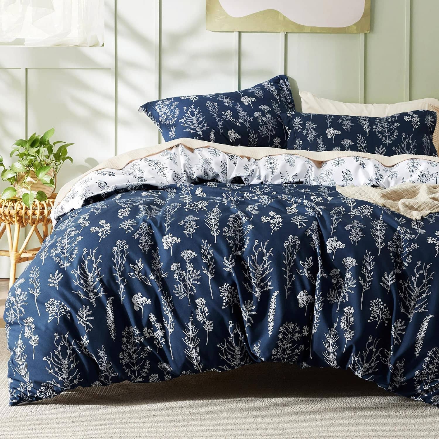 Reversible Floral Print Duvet Cover Set