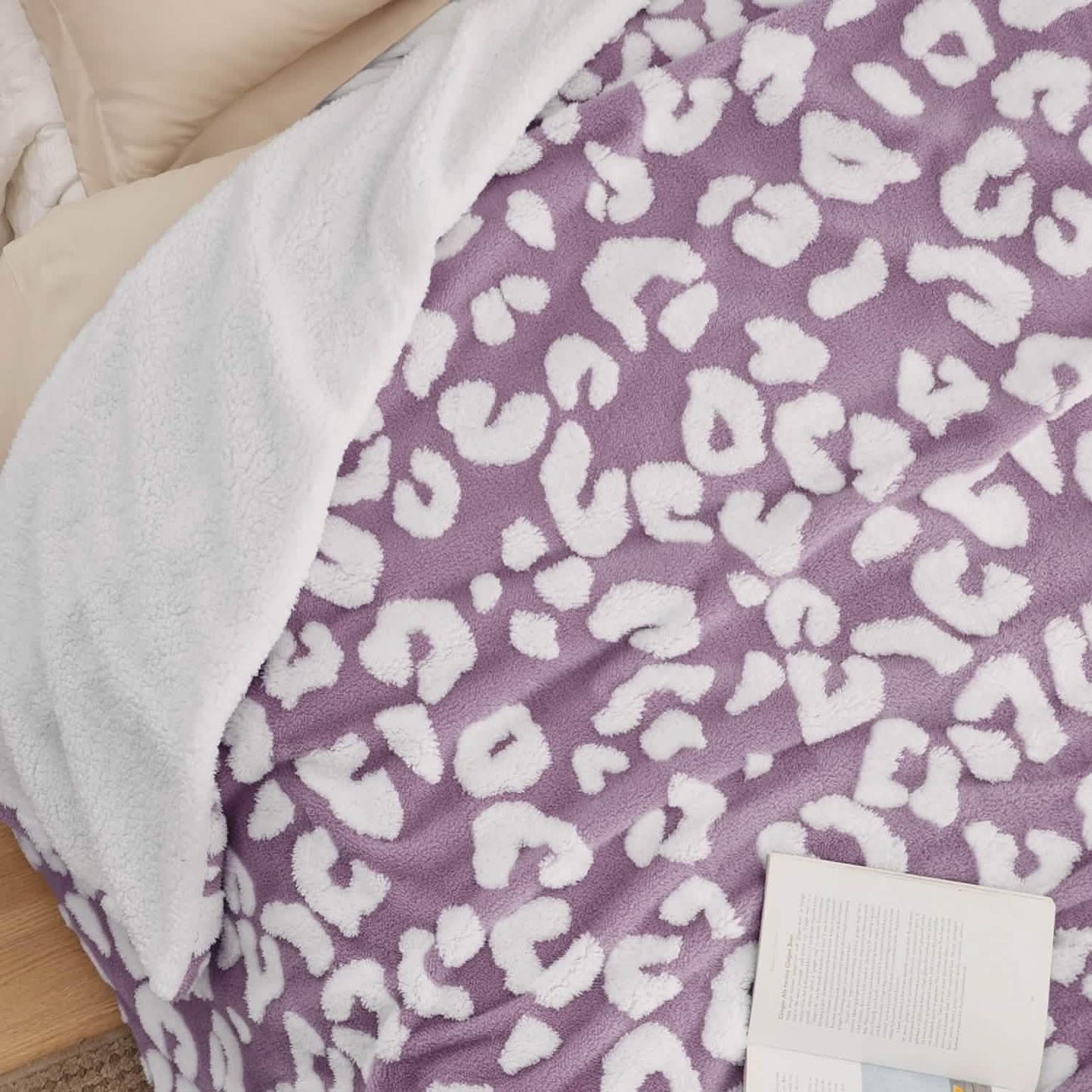 Textured Sherpa Fleece Blanket