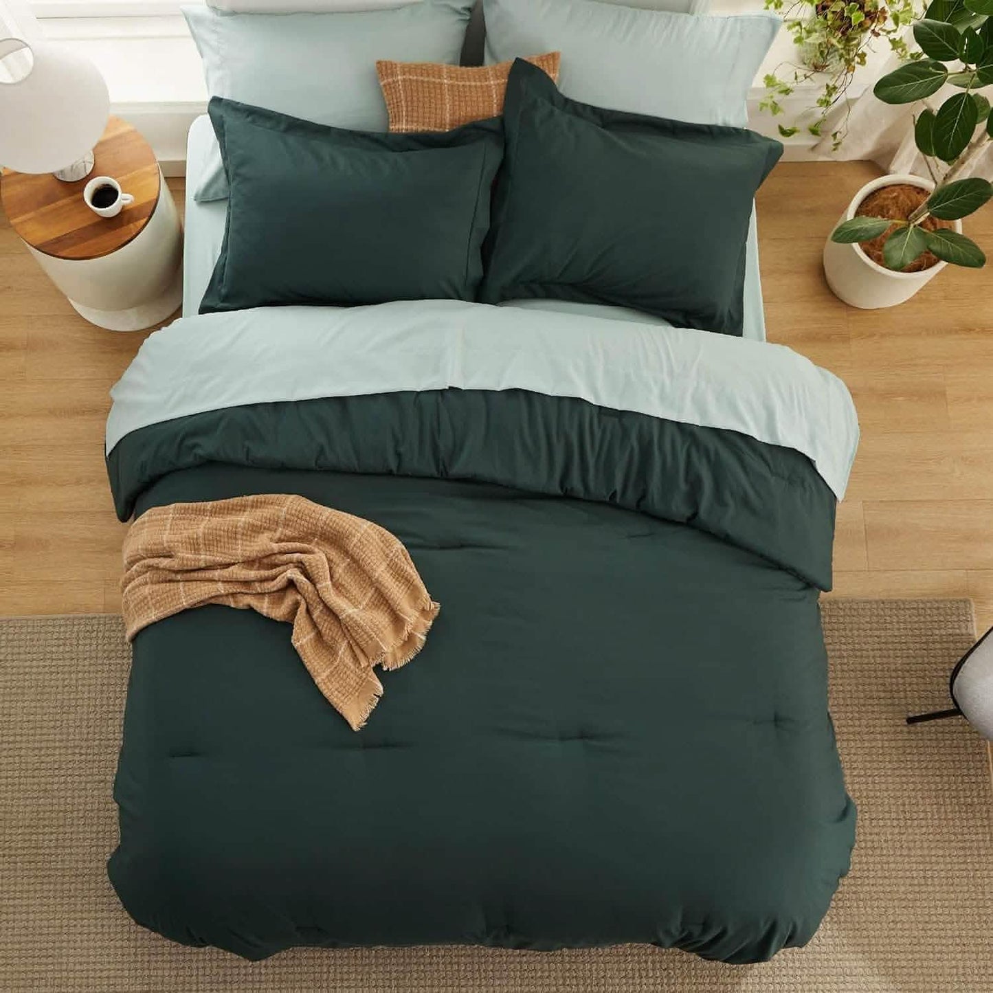 Dual-Tone Bed-in-a-Bag