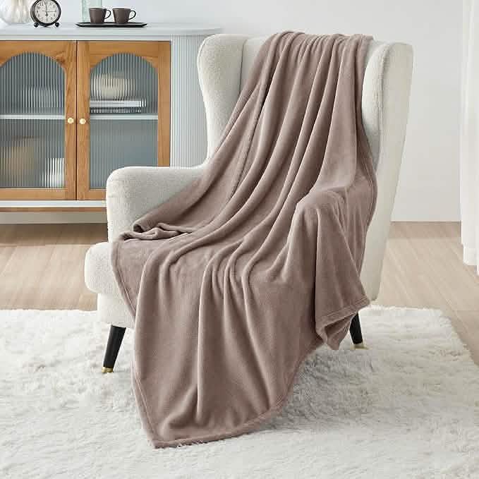 Flannel Fleece Blanket 300gsm-2