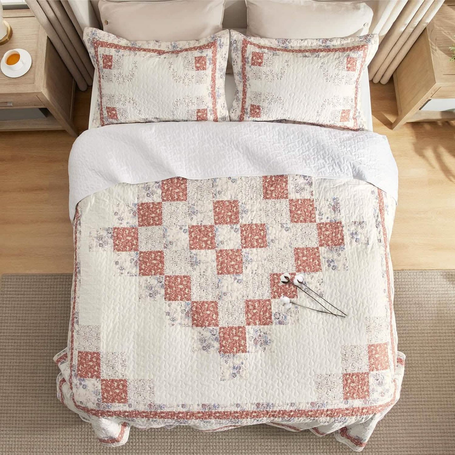 Cotton Patterned Quilt Set