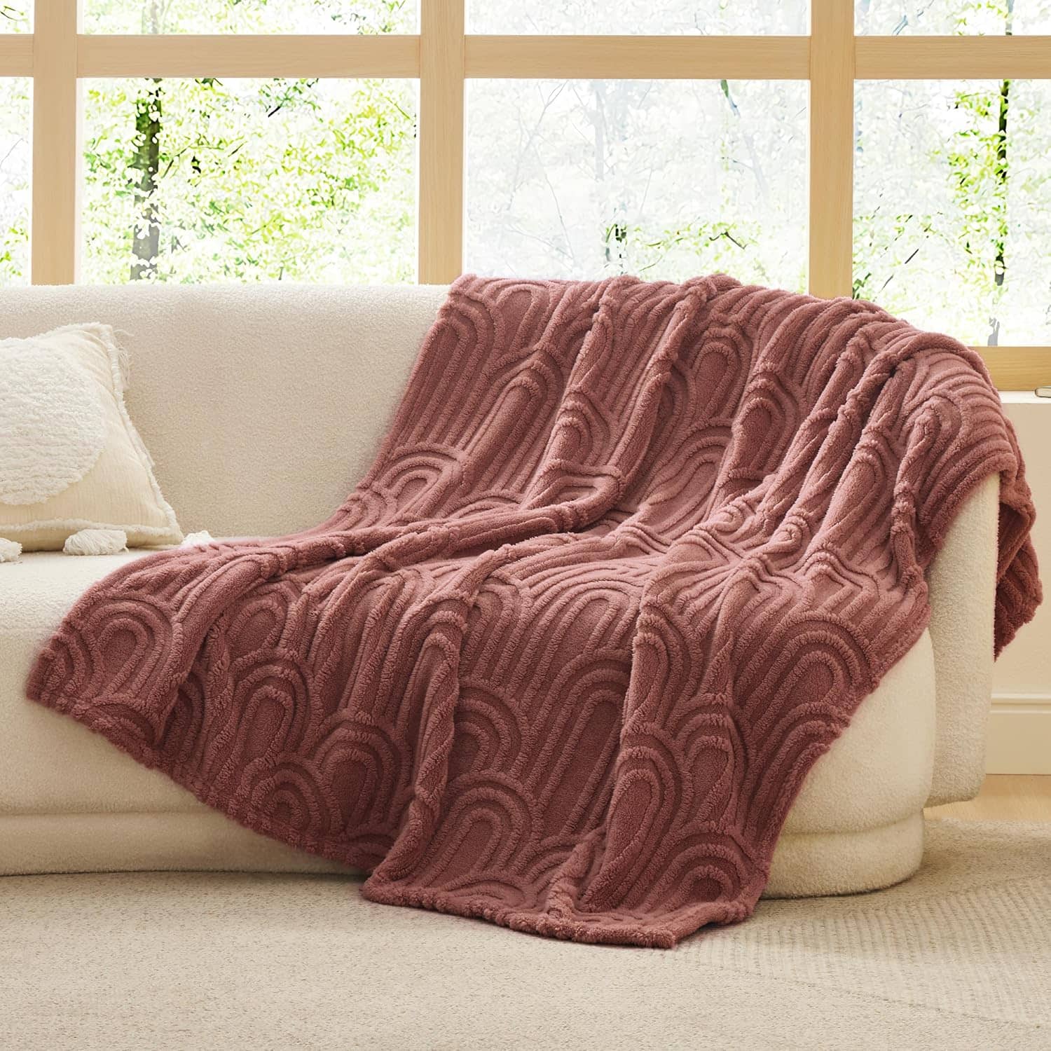 Arch Shaggy Sherpa Fleece Blanket