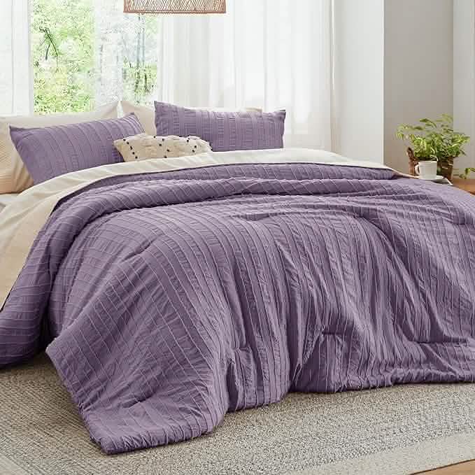 GentleSoft™ Clipped Jacquard Comforter Set
