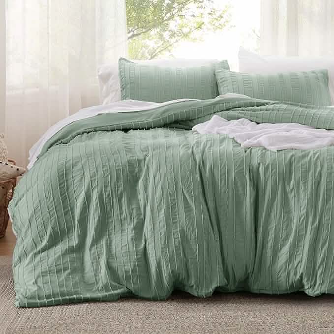 GentleSoft™ Clipped Jacquard Comforter Set