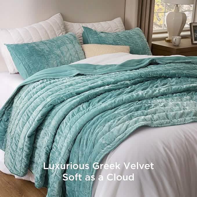Grace Striped Velvet Quilt Set