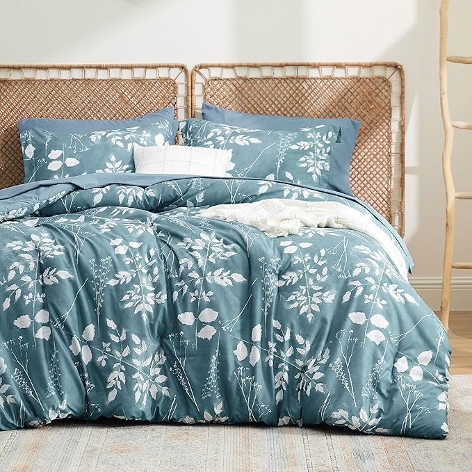 Bedsure Elegant Floral Comforter Sets