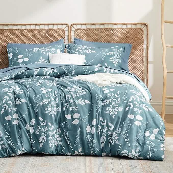 Elegant Floral Comforter Sets