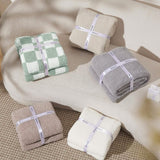 Bedsure Super Soft Reversible Checkerboard Blanket