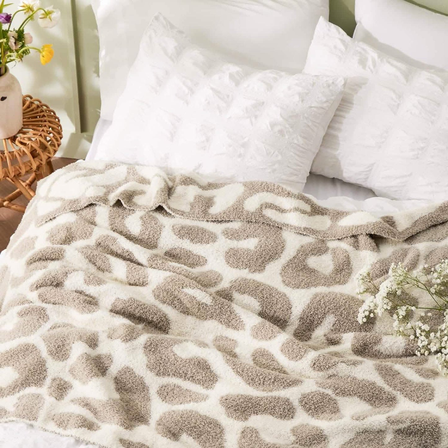 Feather Yarn Throw Blanket