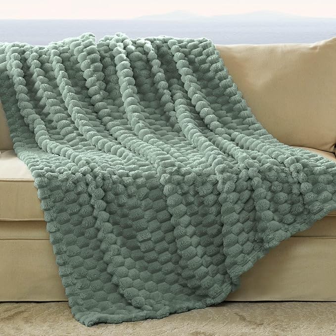 Bedsure Textured Bubble Flannel Fleece Blanket