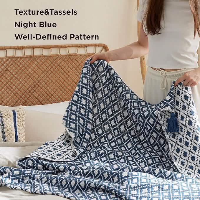 Patterned Boho Throw Blanket With Tassels