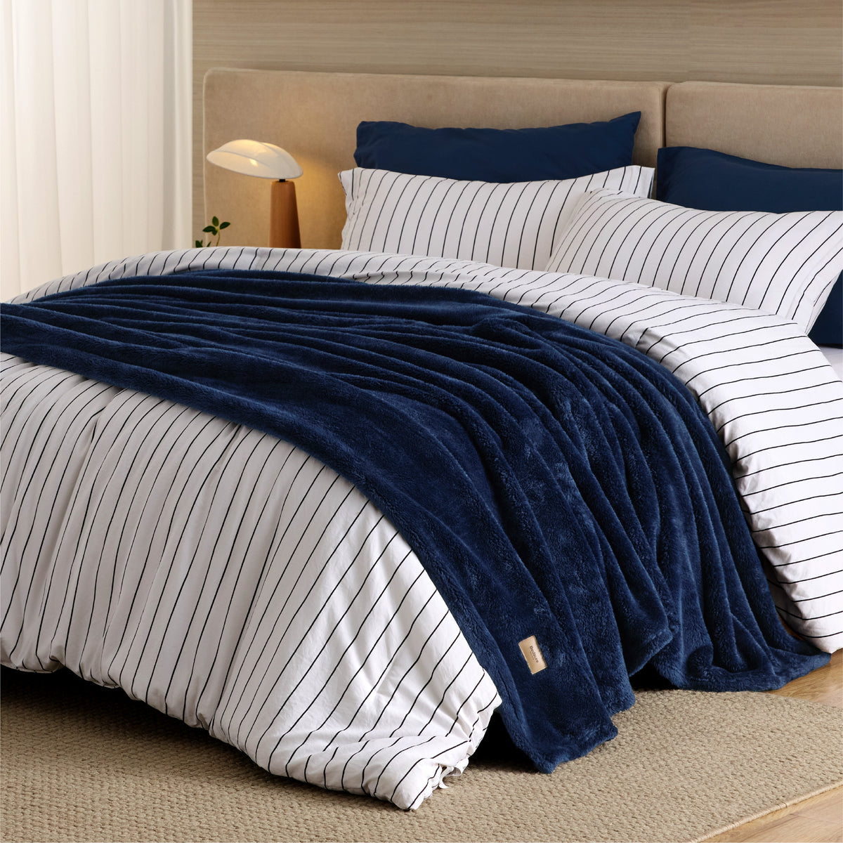 Shed-Resistant & Anti-Static Blanket