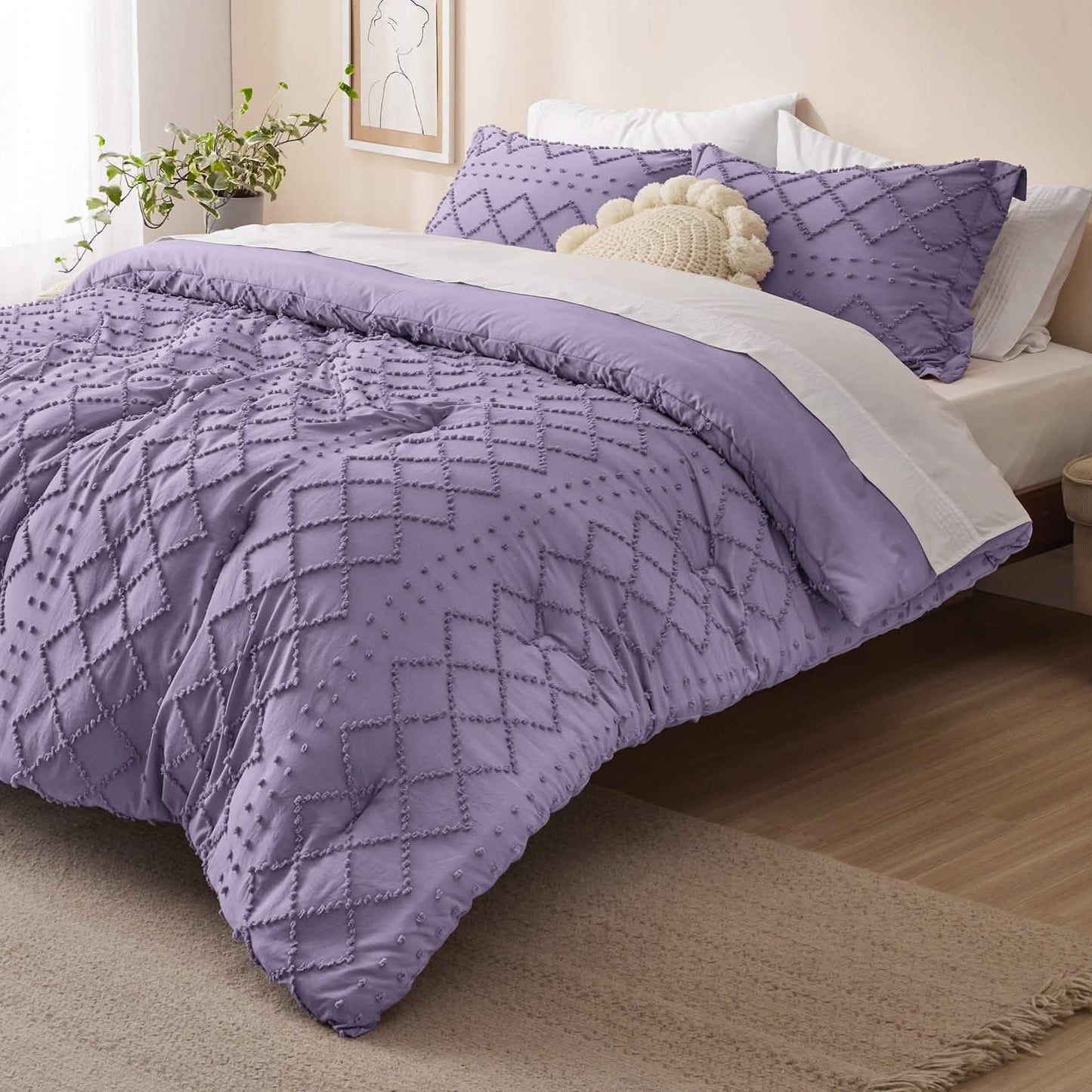 Tufted Embroidery Comforter Set