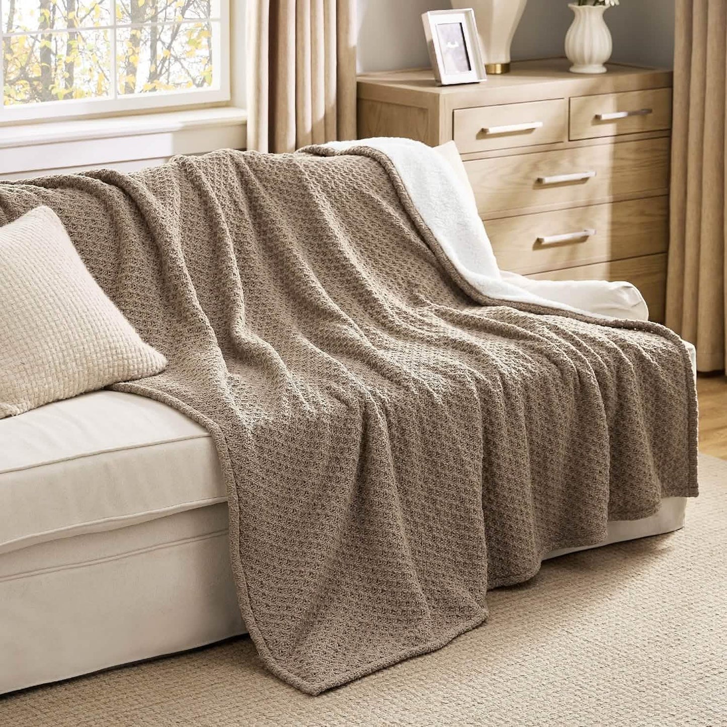 Knit Sherpa Reversible Throw Blanket-Grid