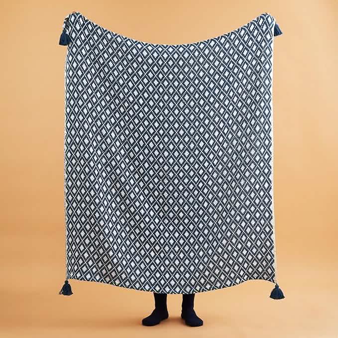 Patterned Boho Throw Blanket With Tassels