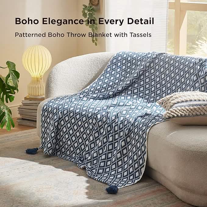 Patterned Boho Throw Blanket With Tassels