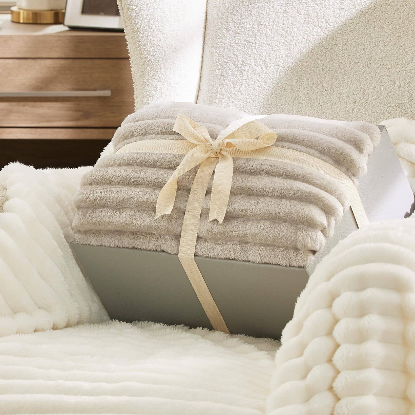 Jacquard Stripes Shaggy Sherpa Blanket