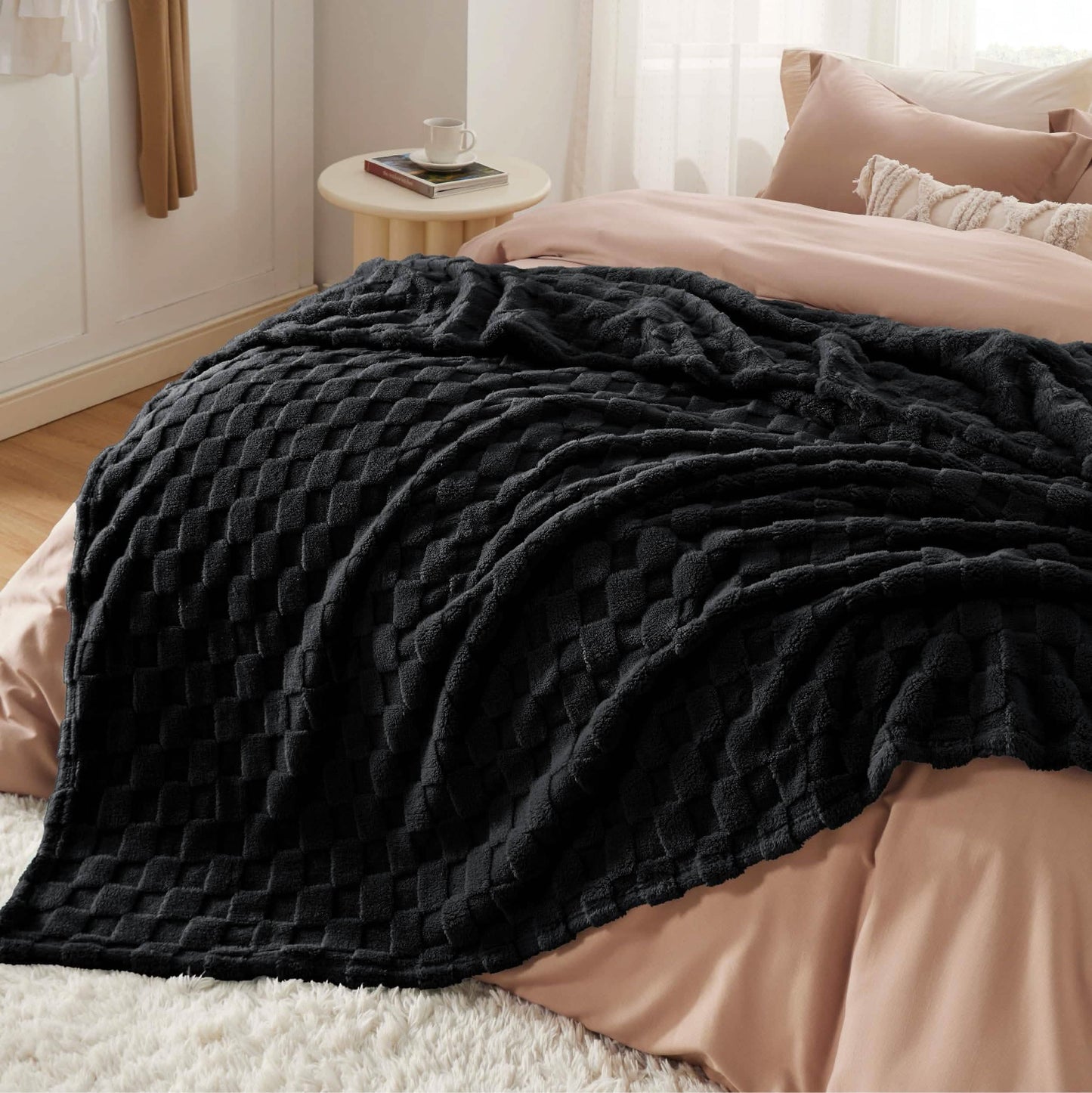 Jacquard Shaggy Sherpa Blanket