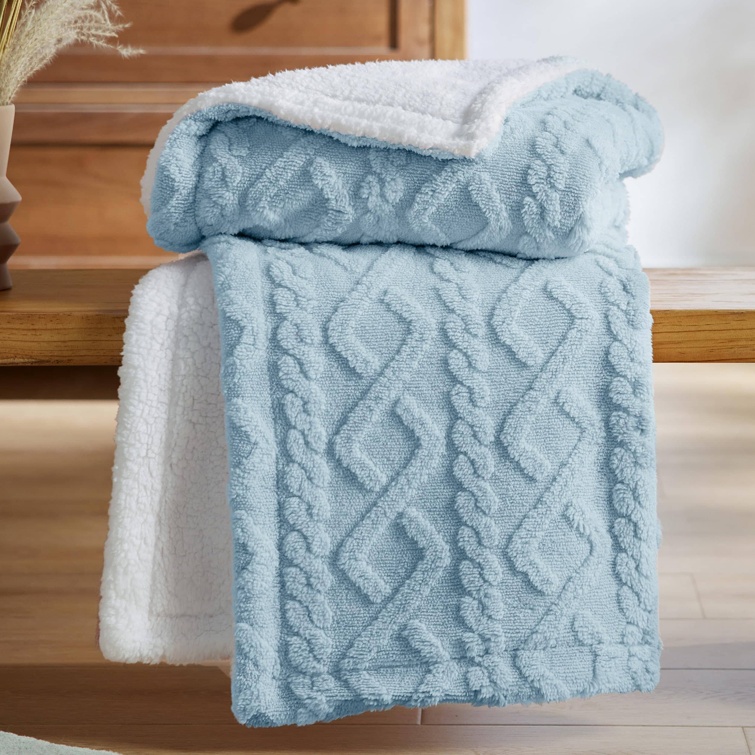 Bedsure Fuzzy Soft Sherpa Throw Blanket