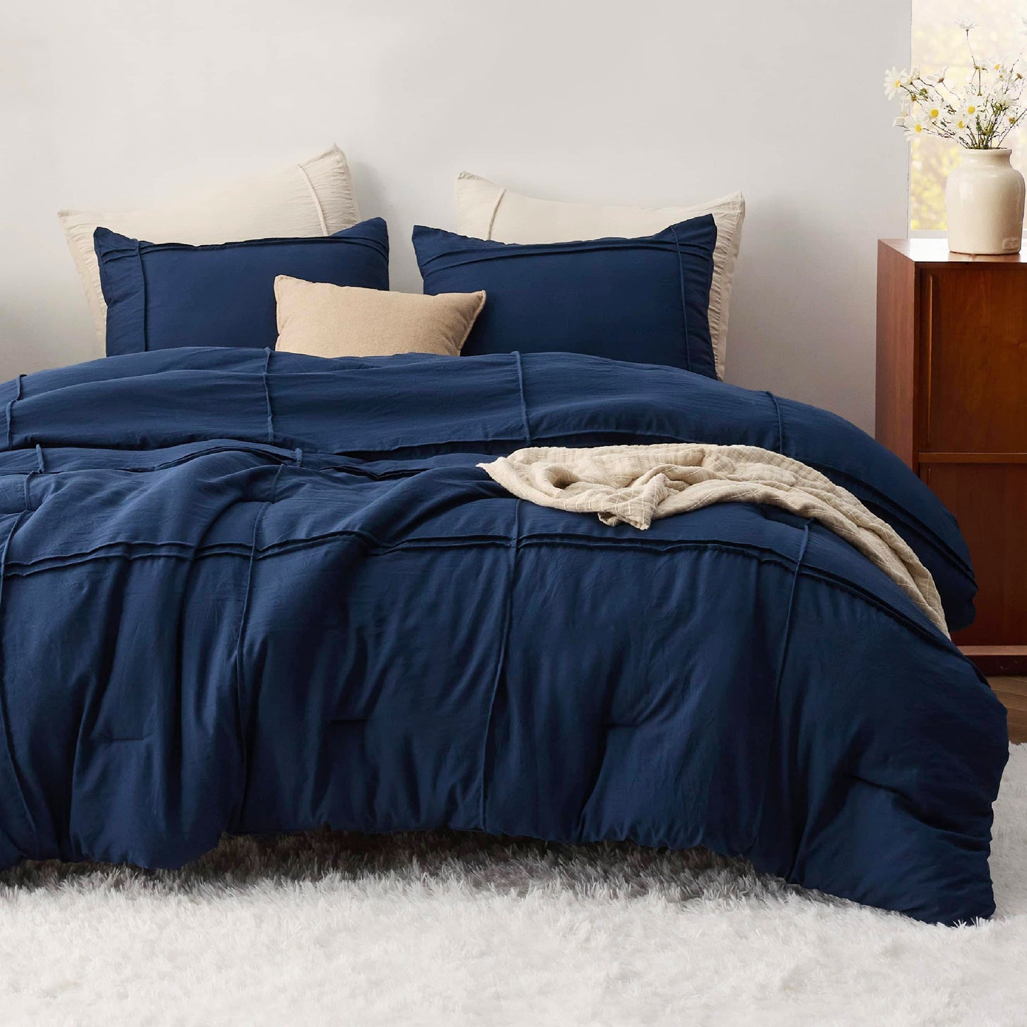 Pinch Pleat Comforter set