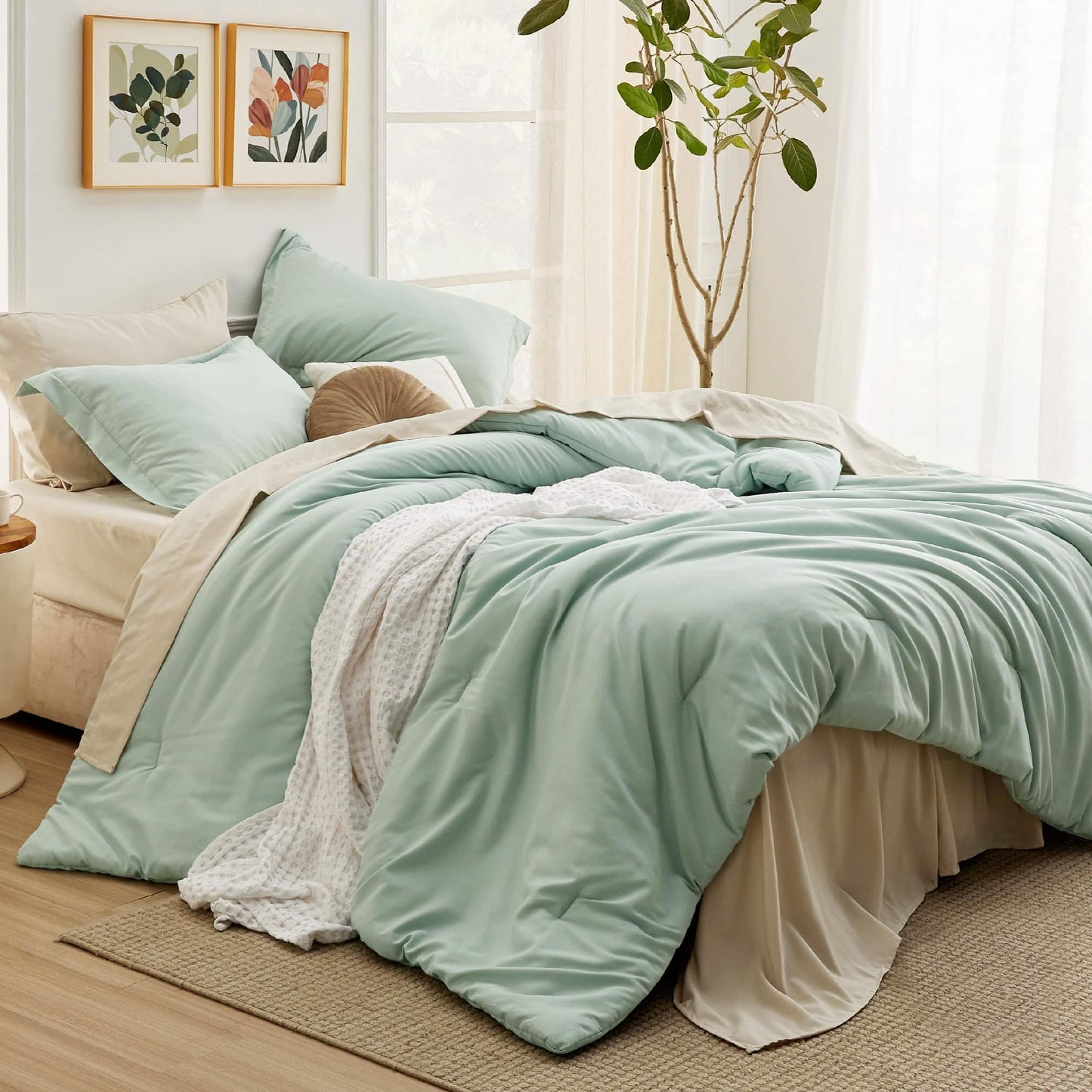 Dual-Tone Bed-in-a-Bag