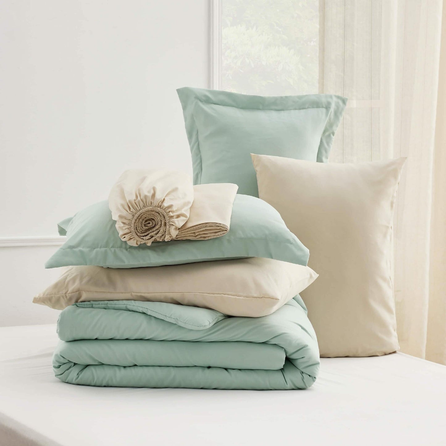 Dual-Tone Bed-in-a-Bag