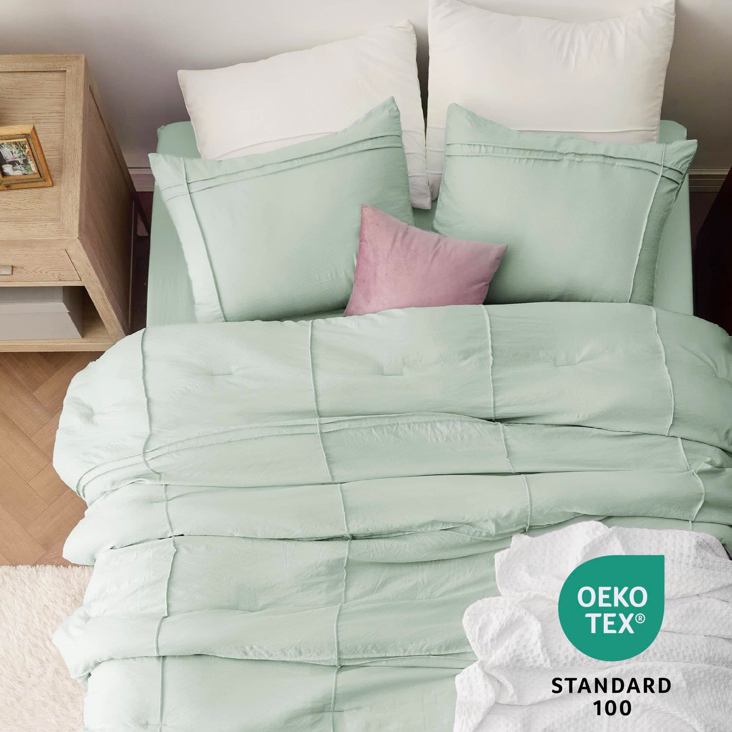 Pinch Pleat Comforter set