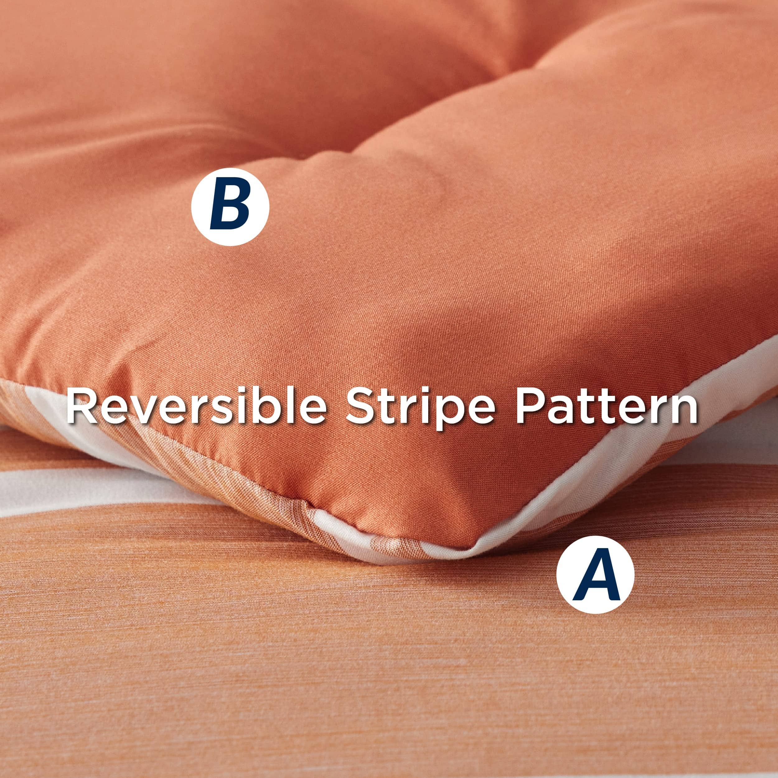 Stripe-Patterned Bed-in-a-Bag-1