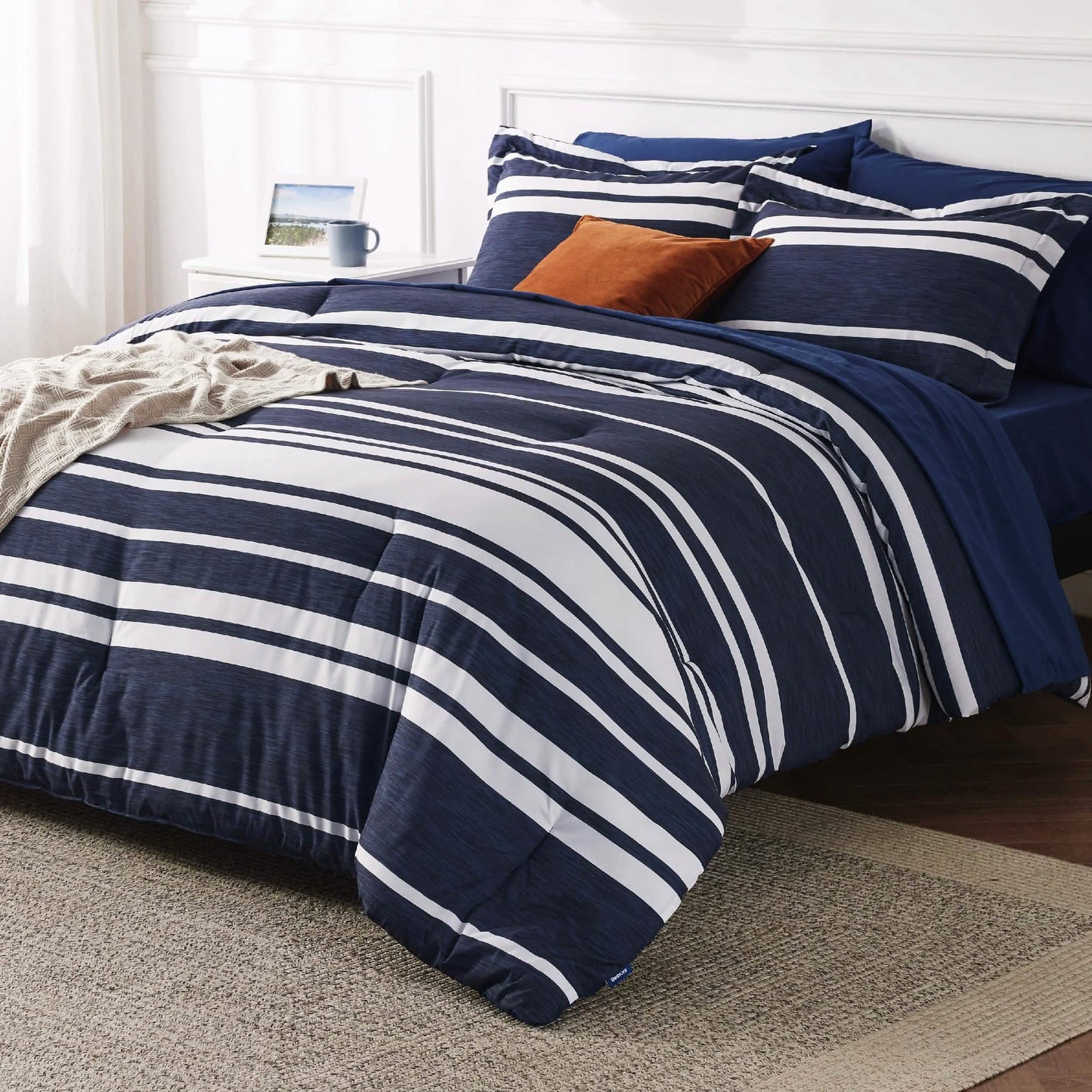 Reversible Cationic Dyed Bed-in-a-Bag