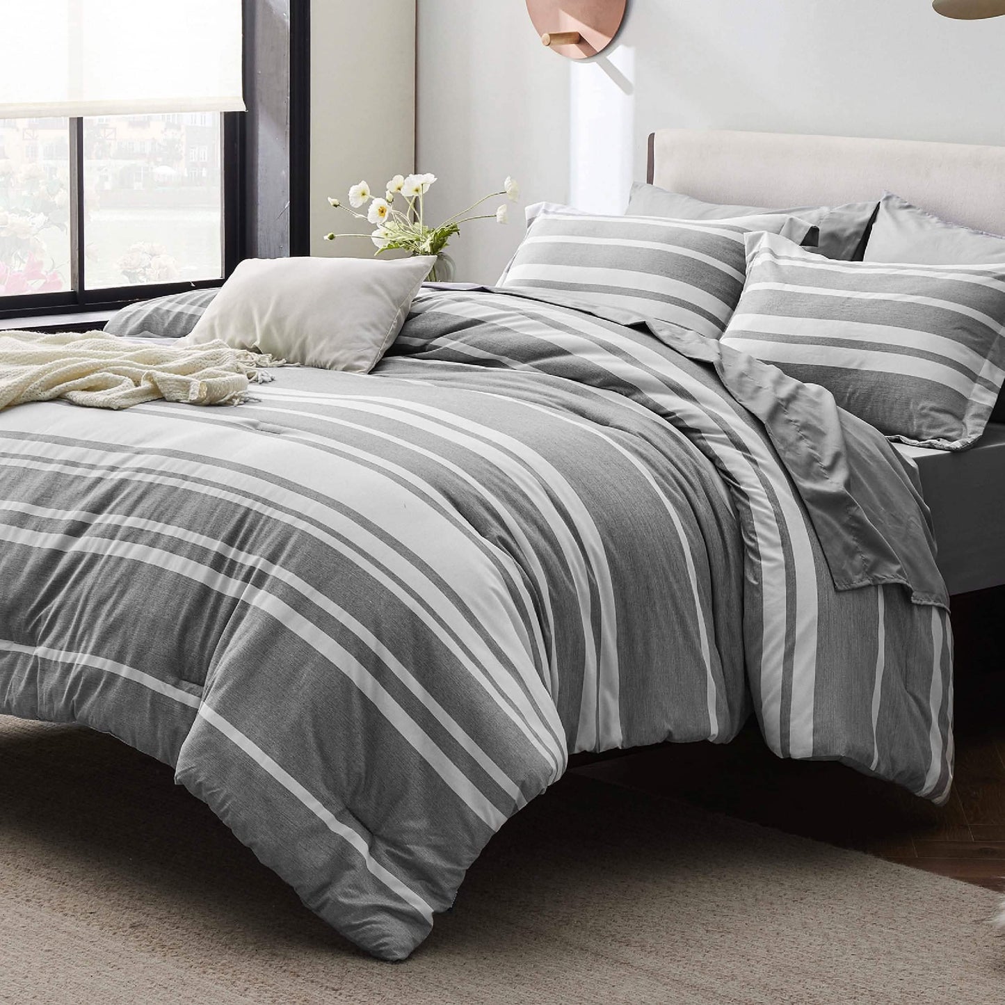 Reversible Cationic Dyed Bed-in-a-Bag