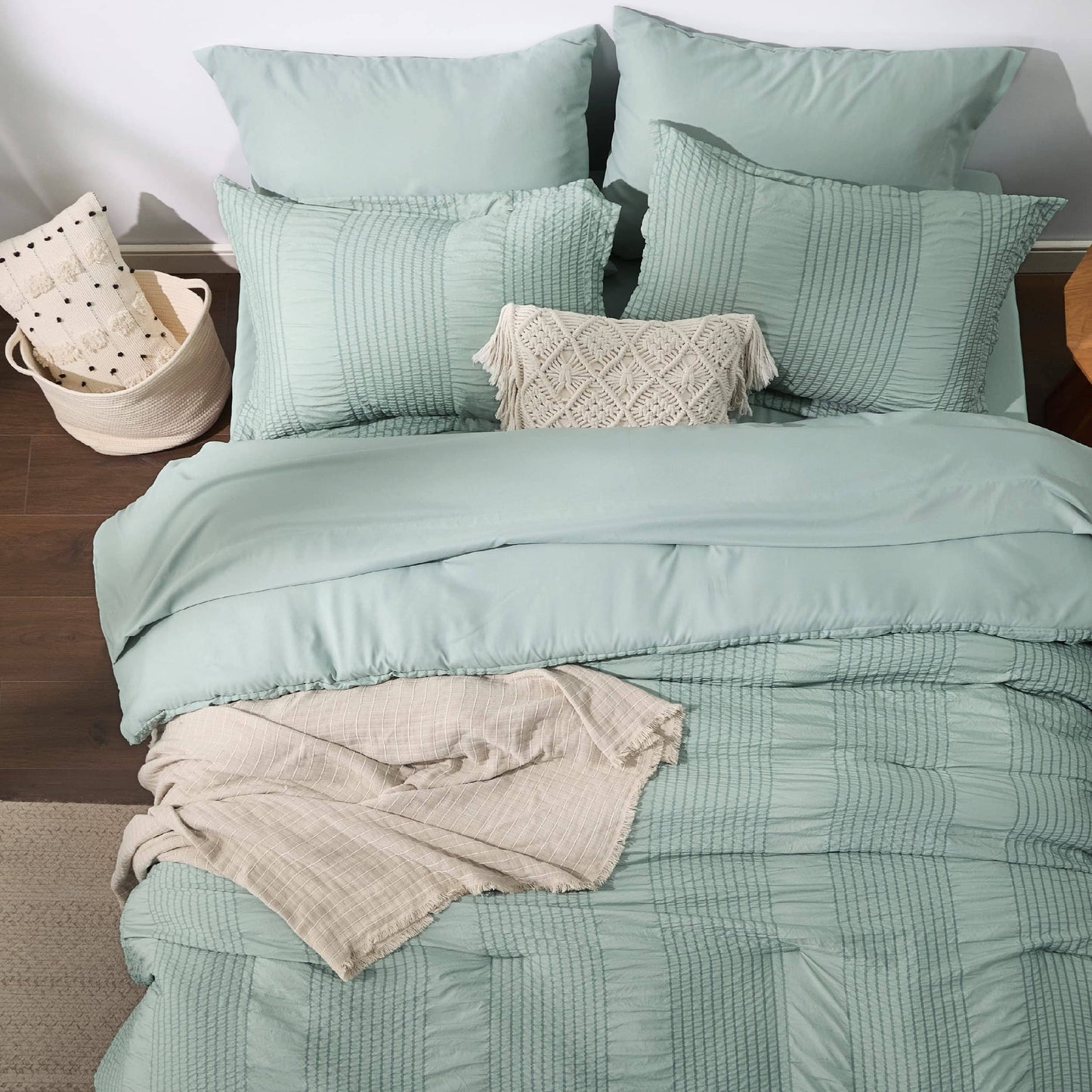 Stripe Seersucker Bed-in-a-Bag