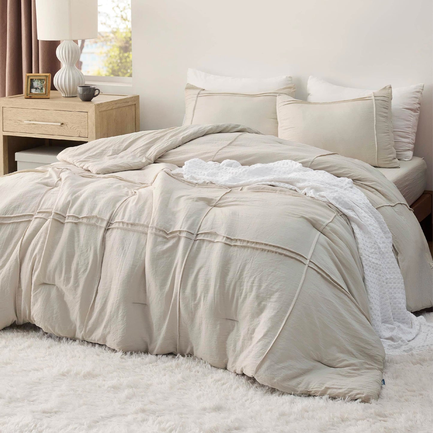 Pinch Pleat Comforter set