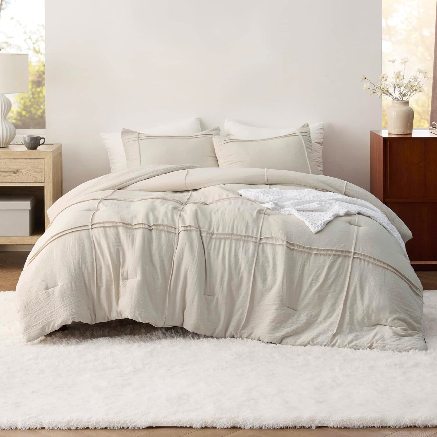 Pinch Pleat Comforter set