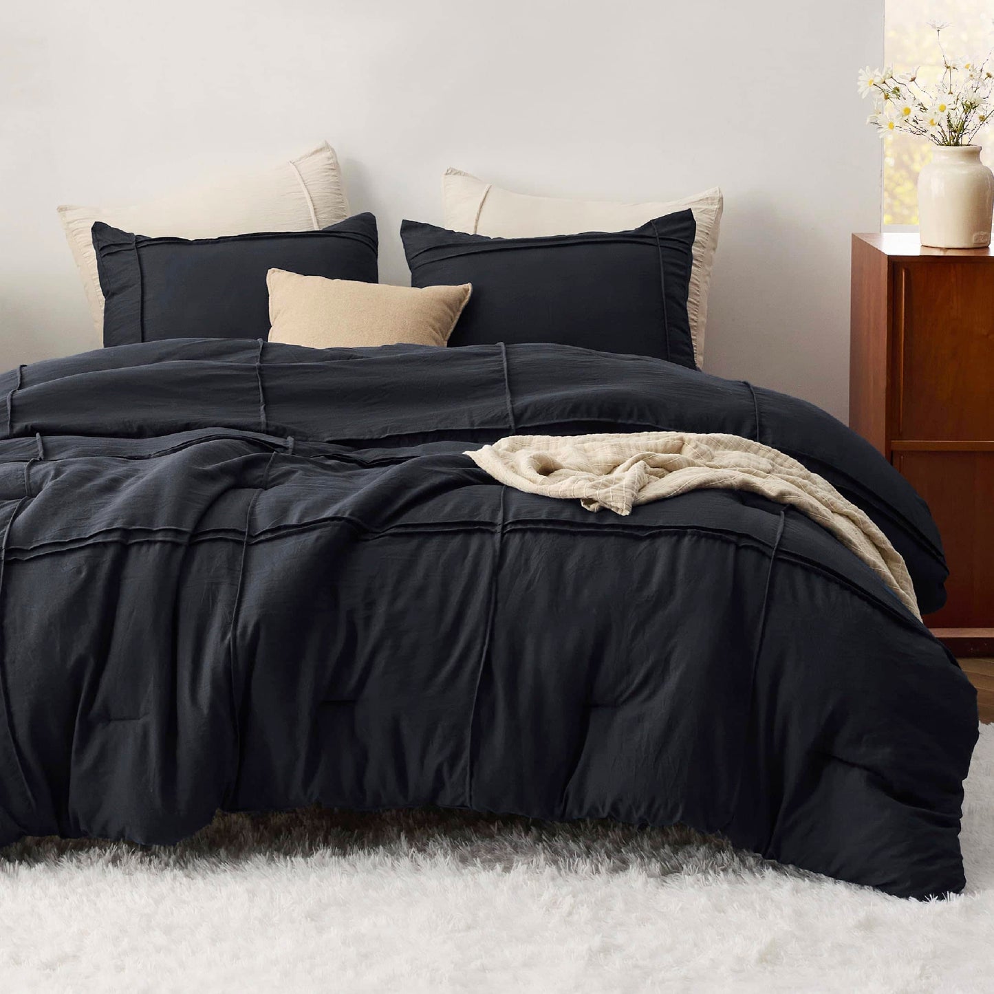 Pinch Pleat Comforter set