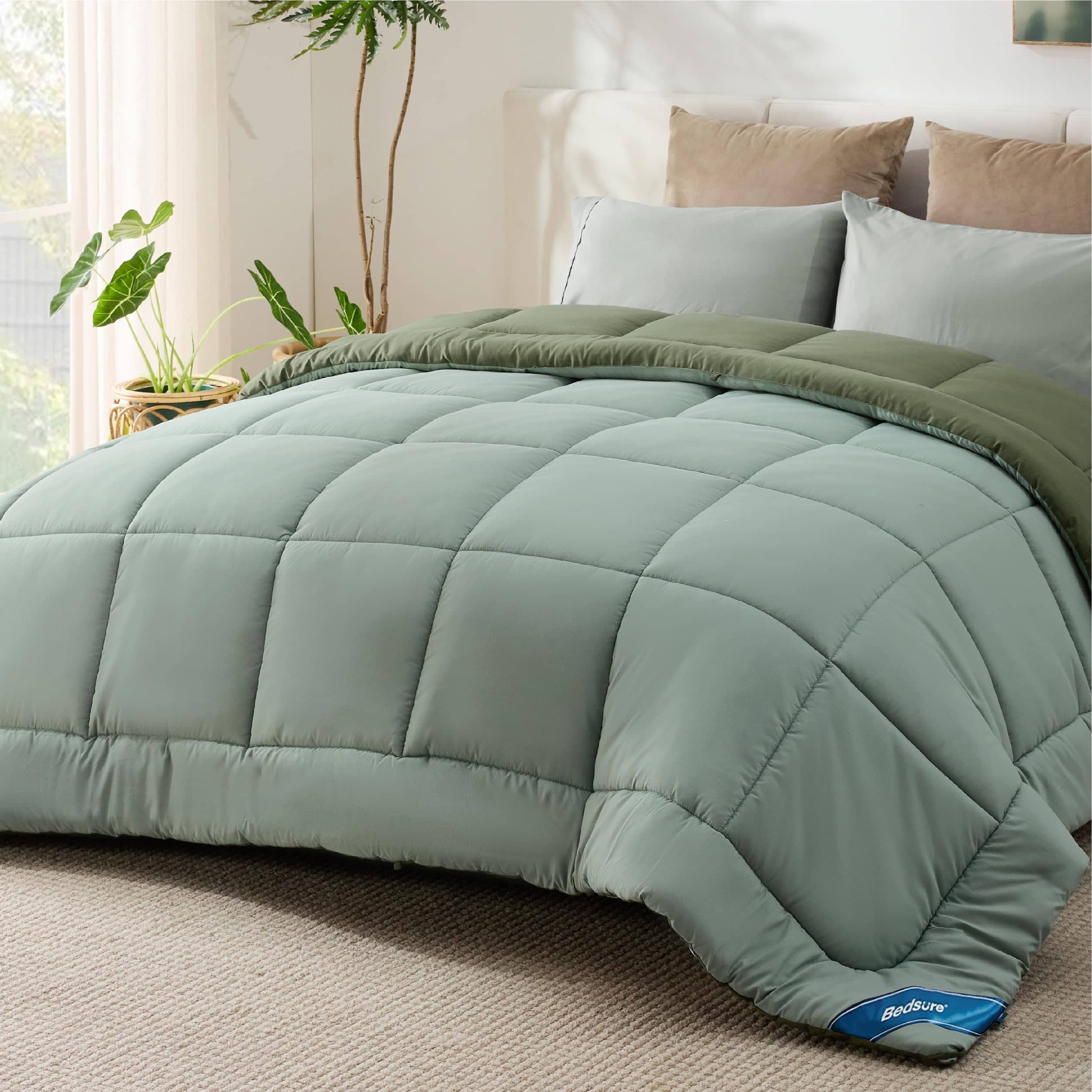 All-season Down Alternative Comforter Insert