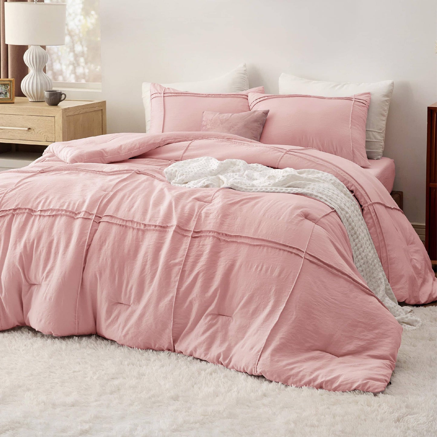 Pinch Pleat Comforter set