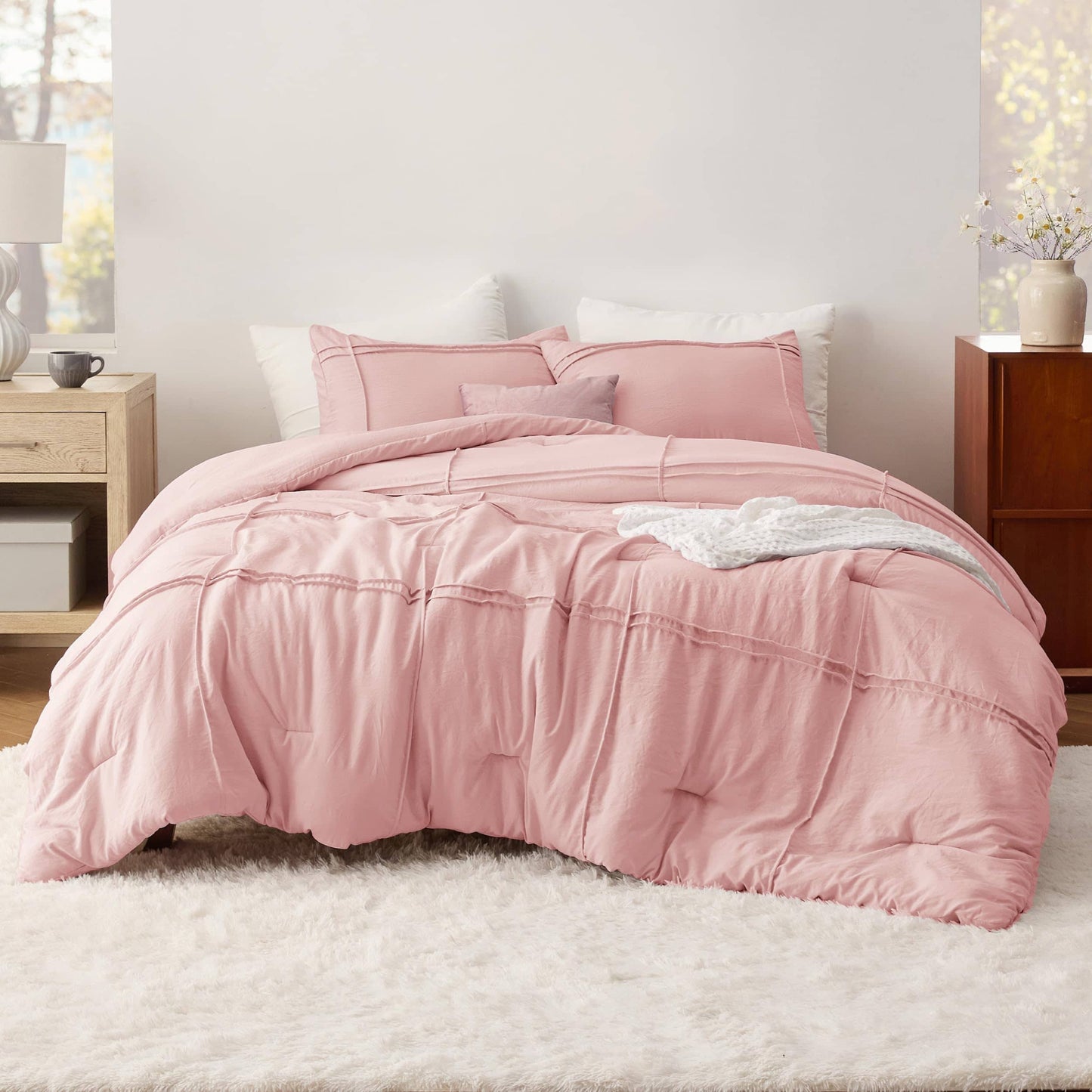 Pinch Pleat Comforter set