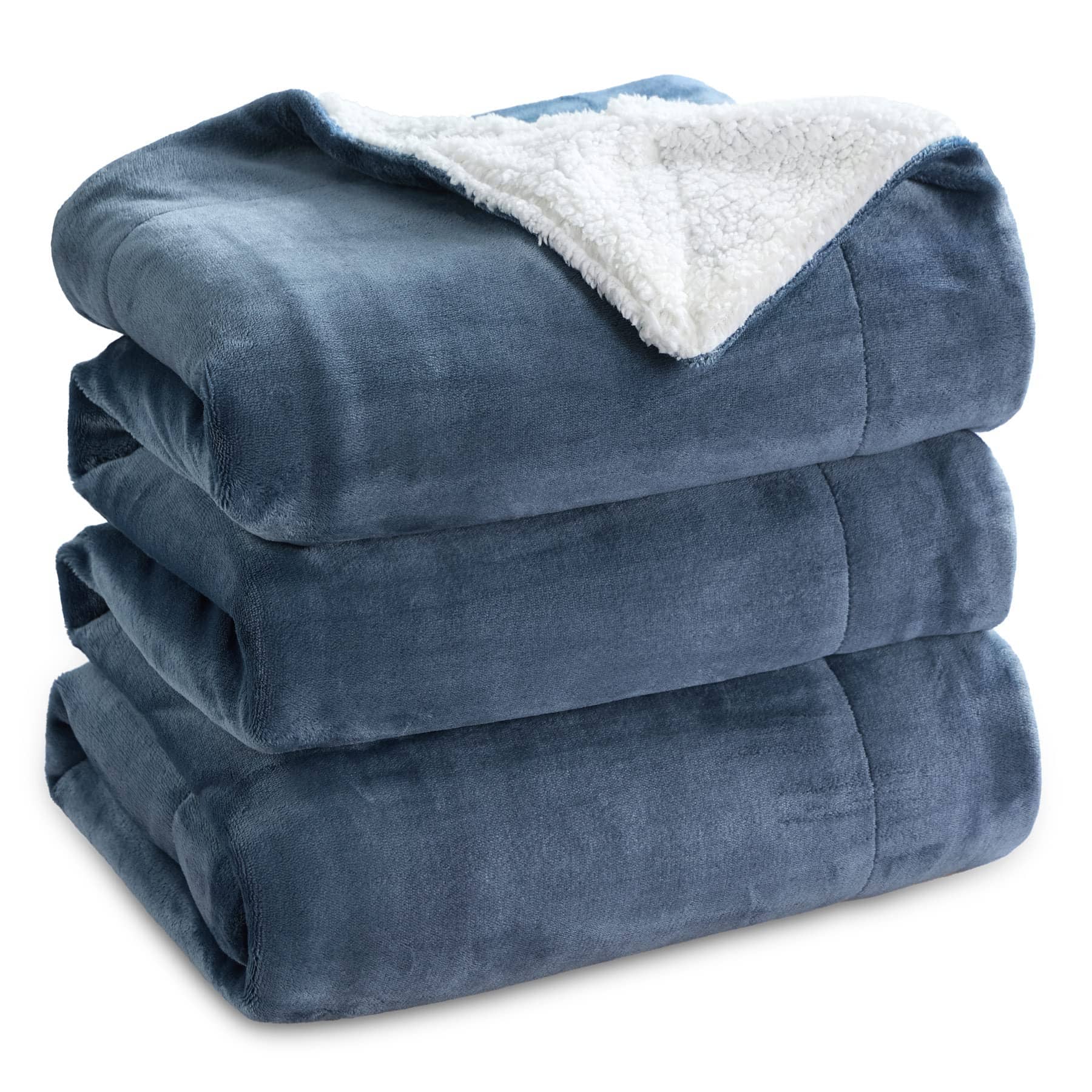 Bedsure Sherpa Fleece King Size Blanket for Bed - Thick and Warm for Winter, Soft and Fuzzy Large Blanket King size, Navy, 108x90 Inches