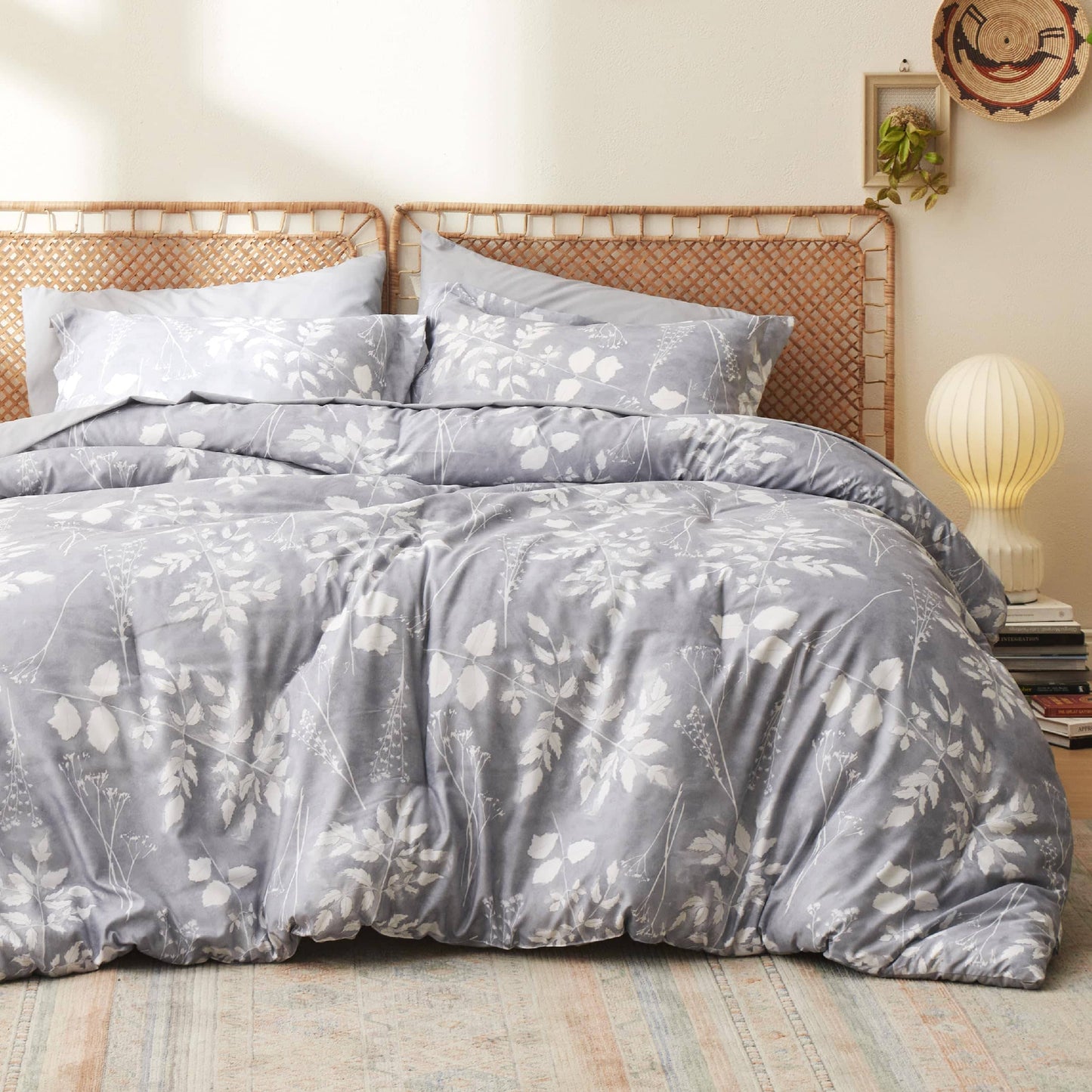 Elegant Floral Comforter Sets