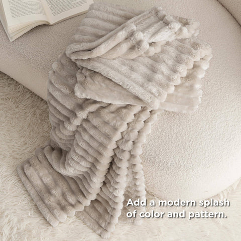 Bedsure Super Soft Flannel Fleece Throw Blanket