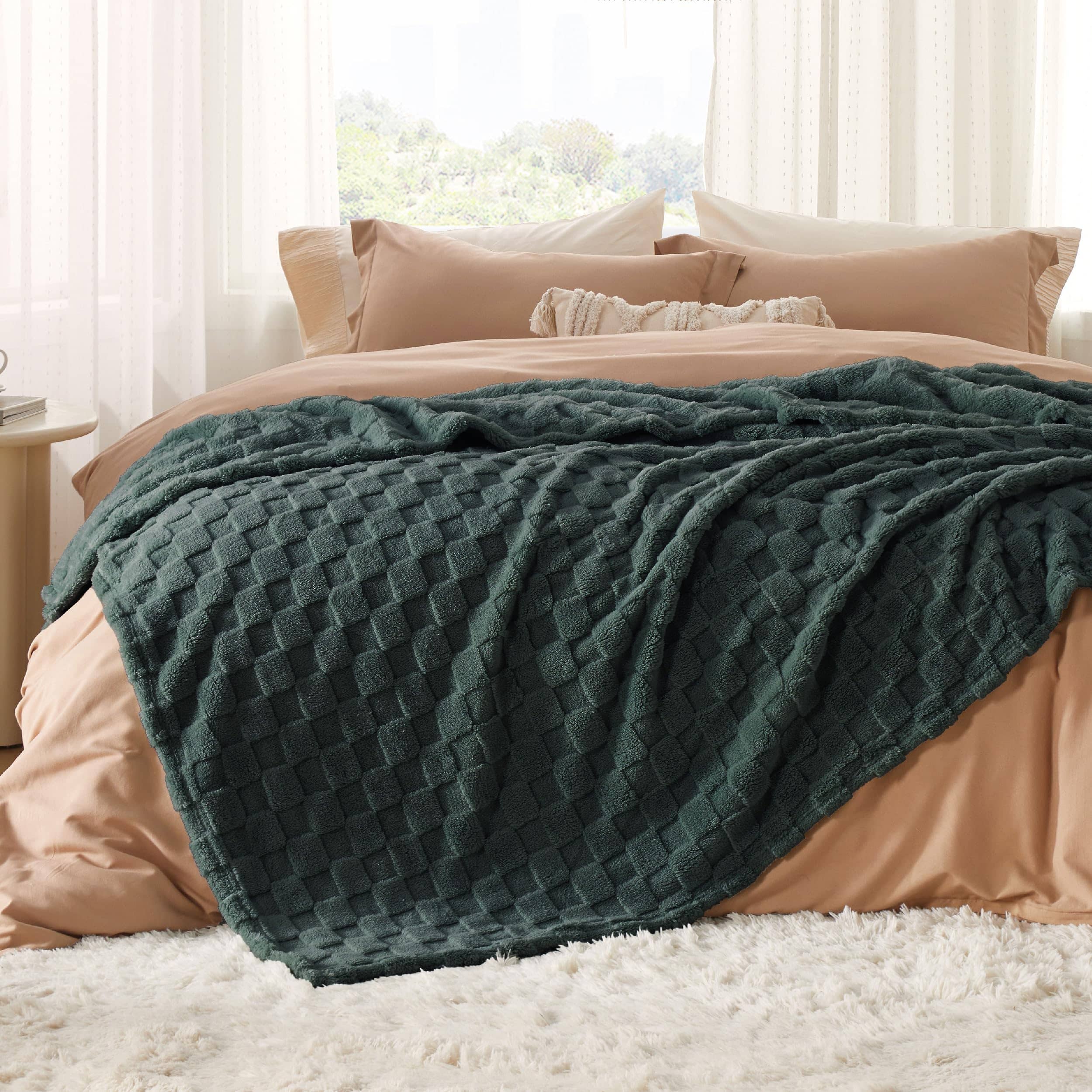 Jacquard Sherpa Shaggy  Blanket