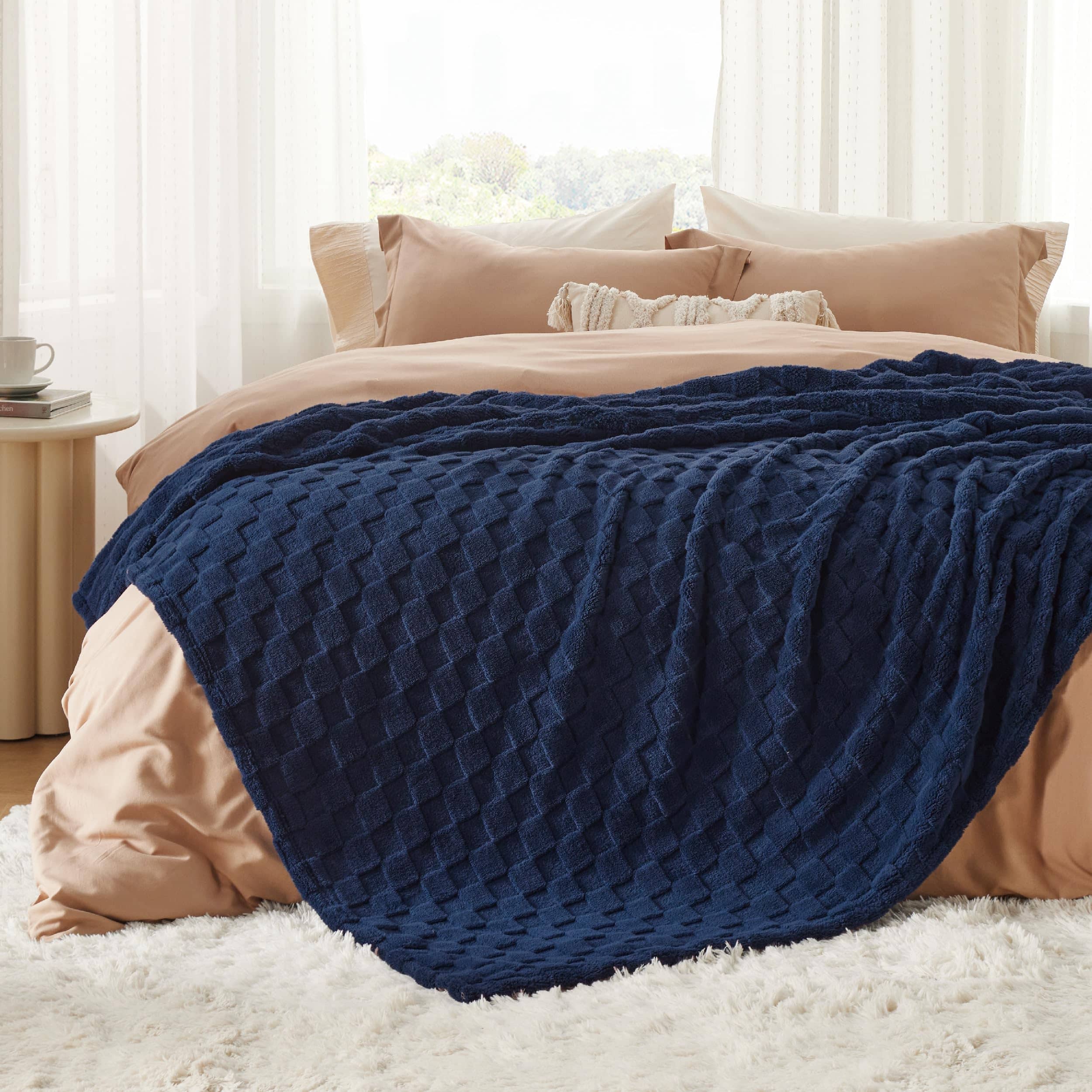 Jacquard Sherpa Shaggy  Blanket